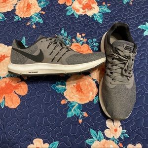 Men’s Nike Run Swift